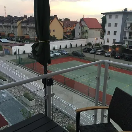 Yanina Słoneczne Tarasy Daire *